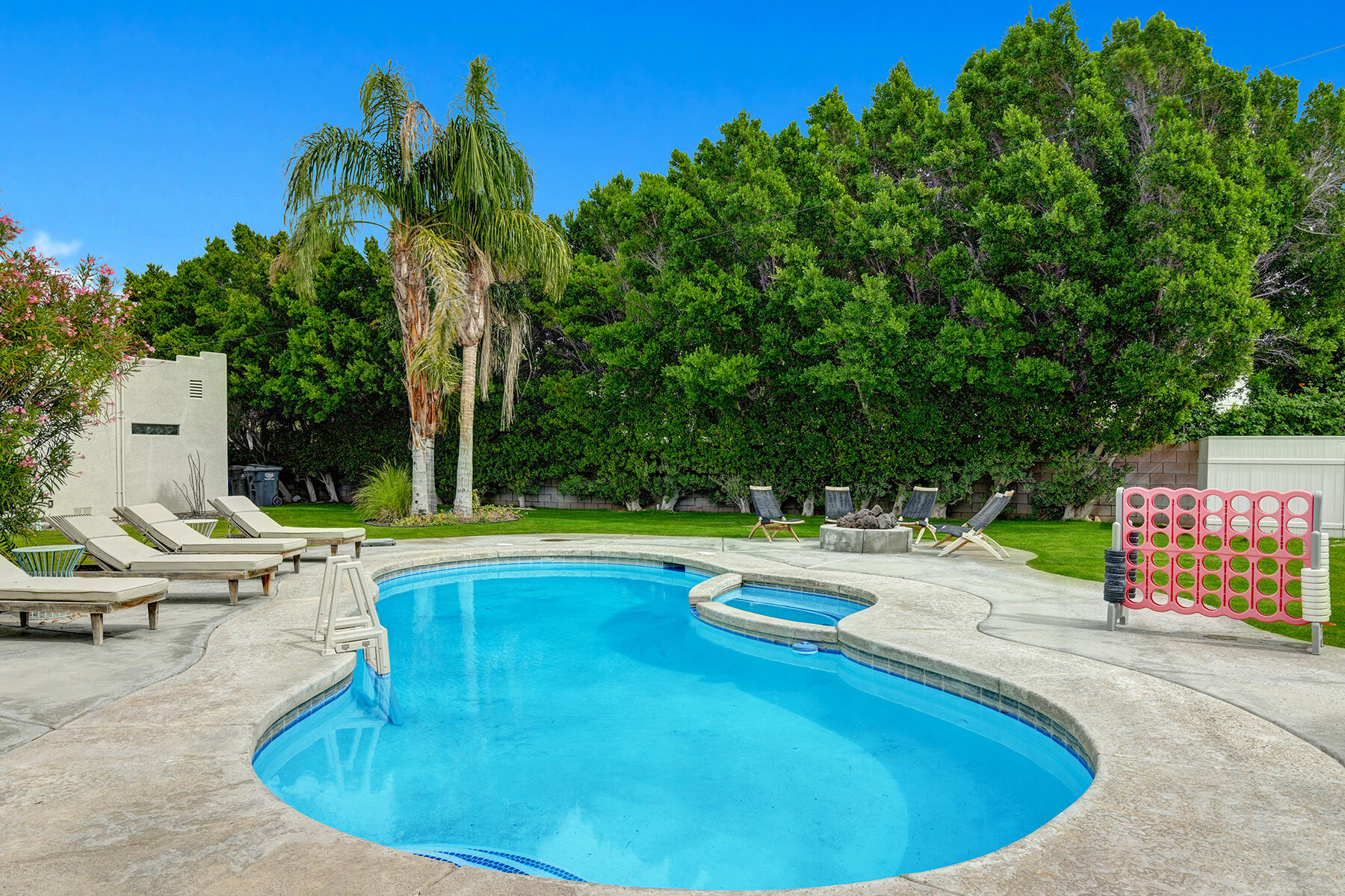 2005 East Racquet Club Road Palm Springs, CA 92262 - Photo 29 of 36 POOL.jpg mls