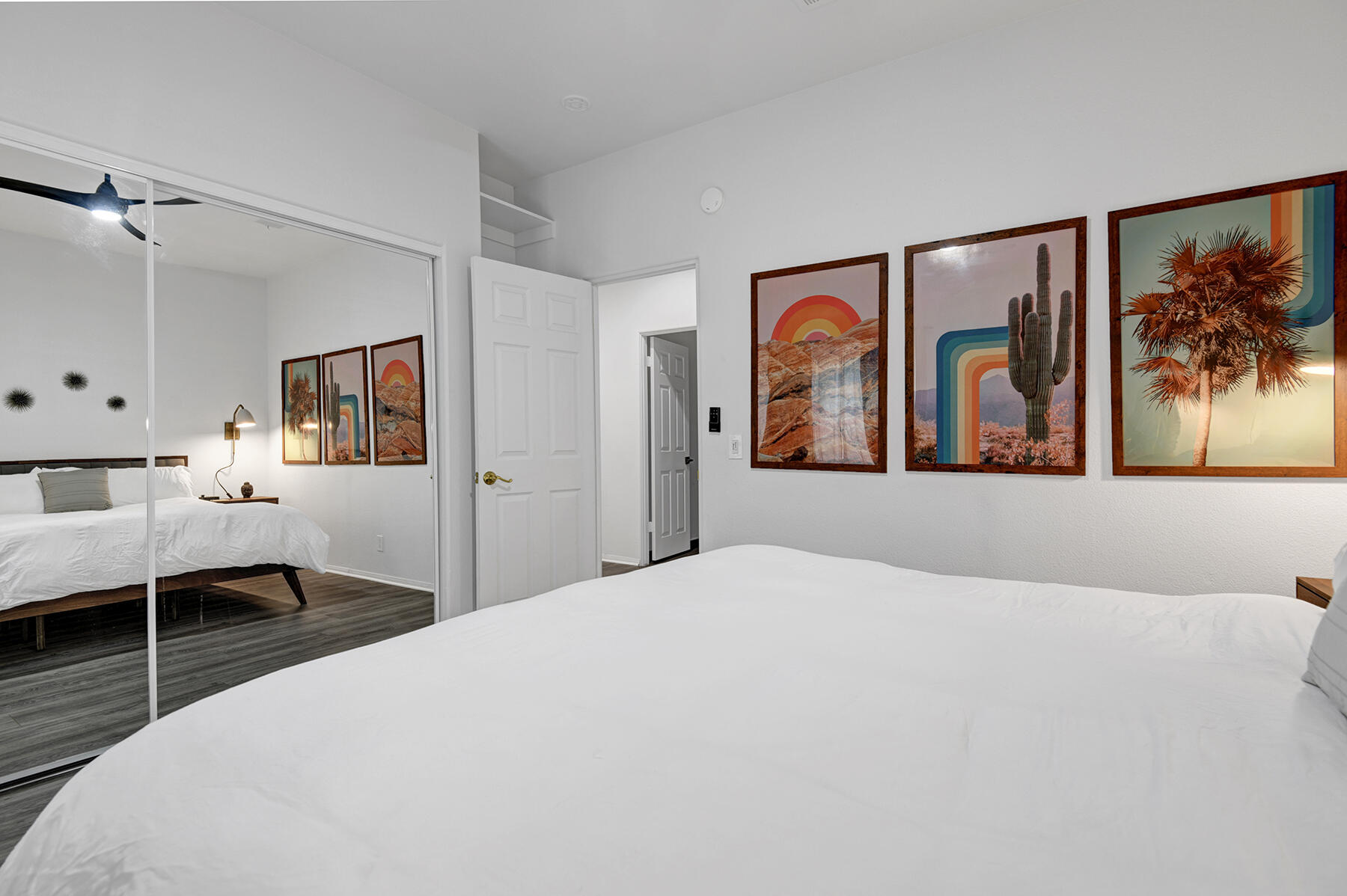 2005 East Racquet Club Road Palm Springs, CA 92262 - Photo 8 of 36 BEDROOM 3 REVERSE.jpg mls