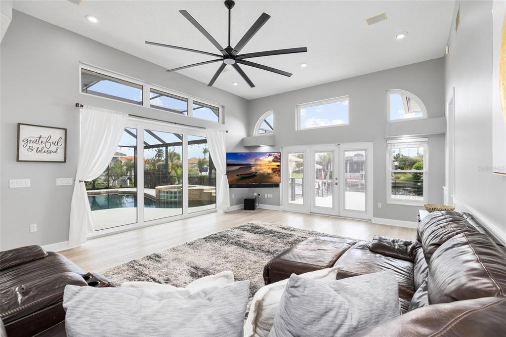 9810 Compass Point Way Tampa, FL 33615 - Photo 21 of 81