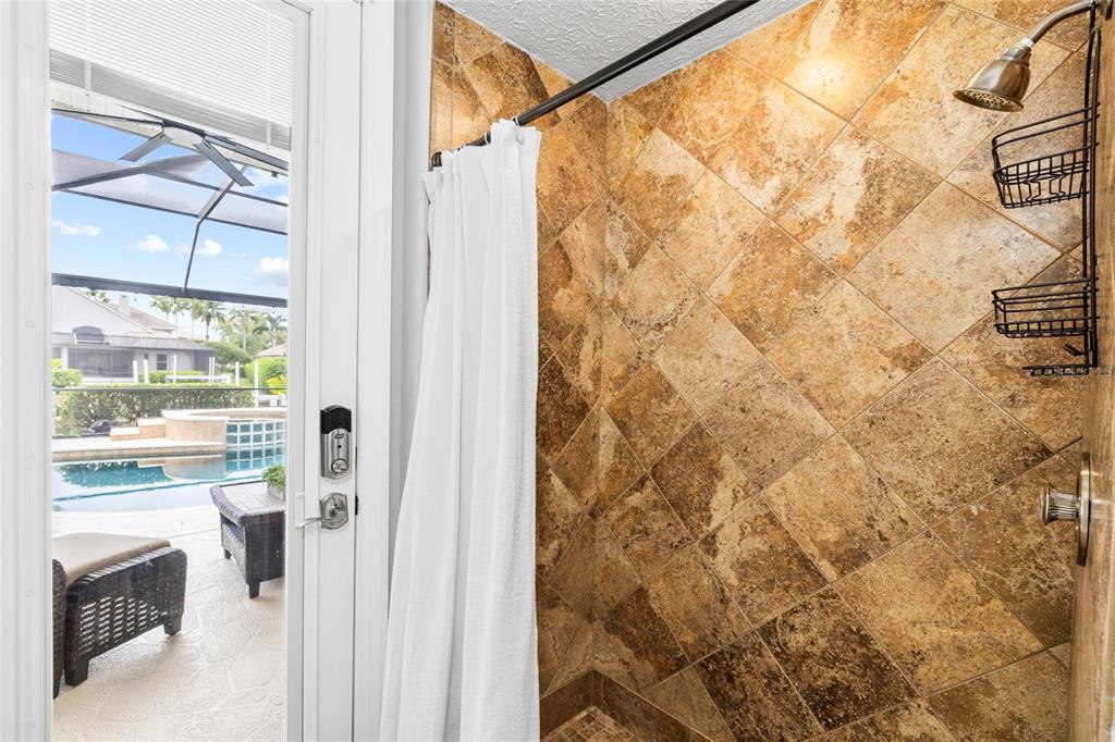 9810 Compass Point Way Tampa, FL 33615 - Photo 25 of 81