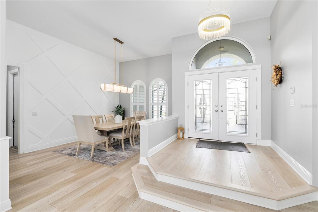 9810 Compass Point Way Tampa, FL 33615 - Photo 6 of 81