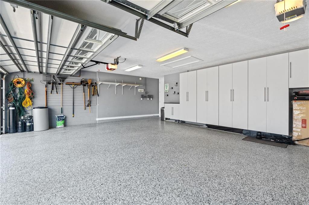 9810 Compass Point Way Tampa, FL 33615 - Photo 61 of 81 a view of a garage