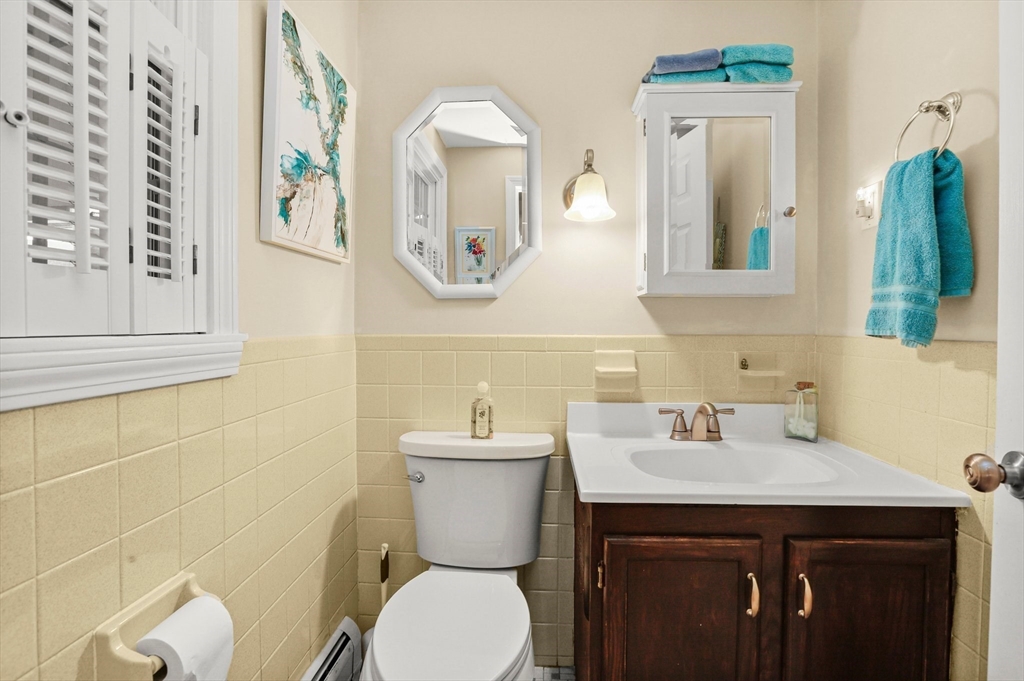 644 First Parish Road Scituate, MA 02066 - Photo 14 of 42 Gallery Image 14