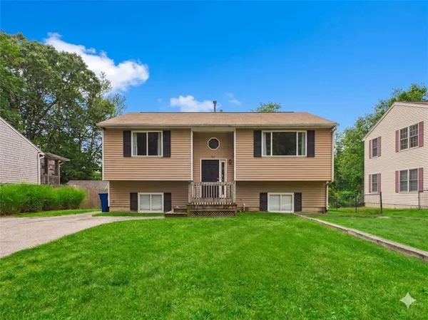 $700,000 | 52 Meadowrue Trail, Narragansett, RI 02874