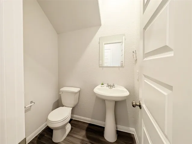 $2,050 | 13344 Burbot Drive, Conroe, TX 77384