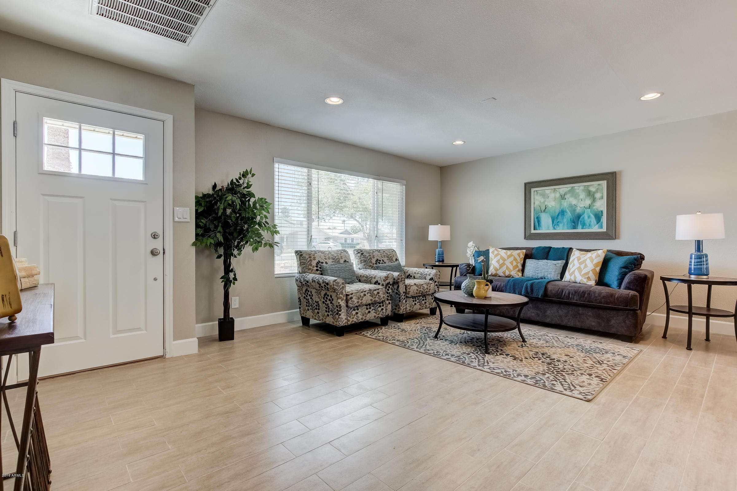 8702 East Valley View Road Scottsdale, AZ 85250 - Photo 2 of 38 8702 E Valley View Rd-8