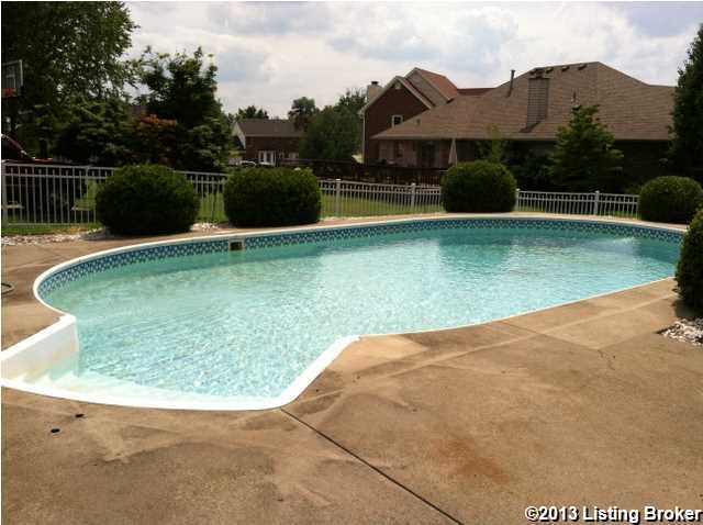 2006 Hillcircle Road Louisville, KY 40214 - Photo 5 of 32 Additional Photo