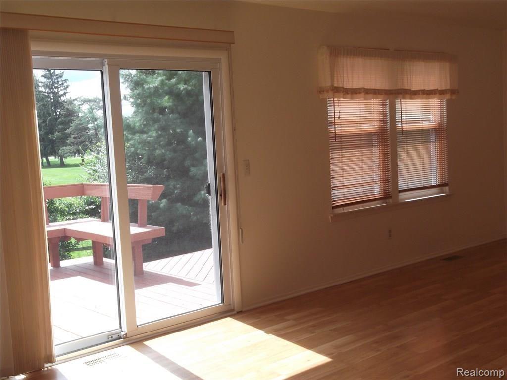 368 Dalton Drive Rochester, MI 48307 - Photo 19 of 25 Dalton 011.JPG