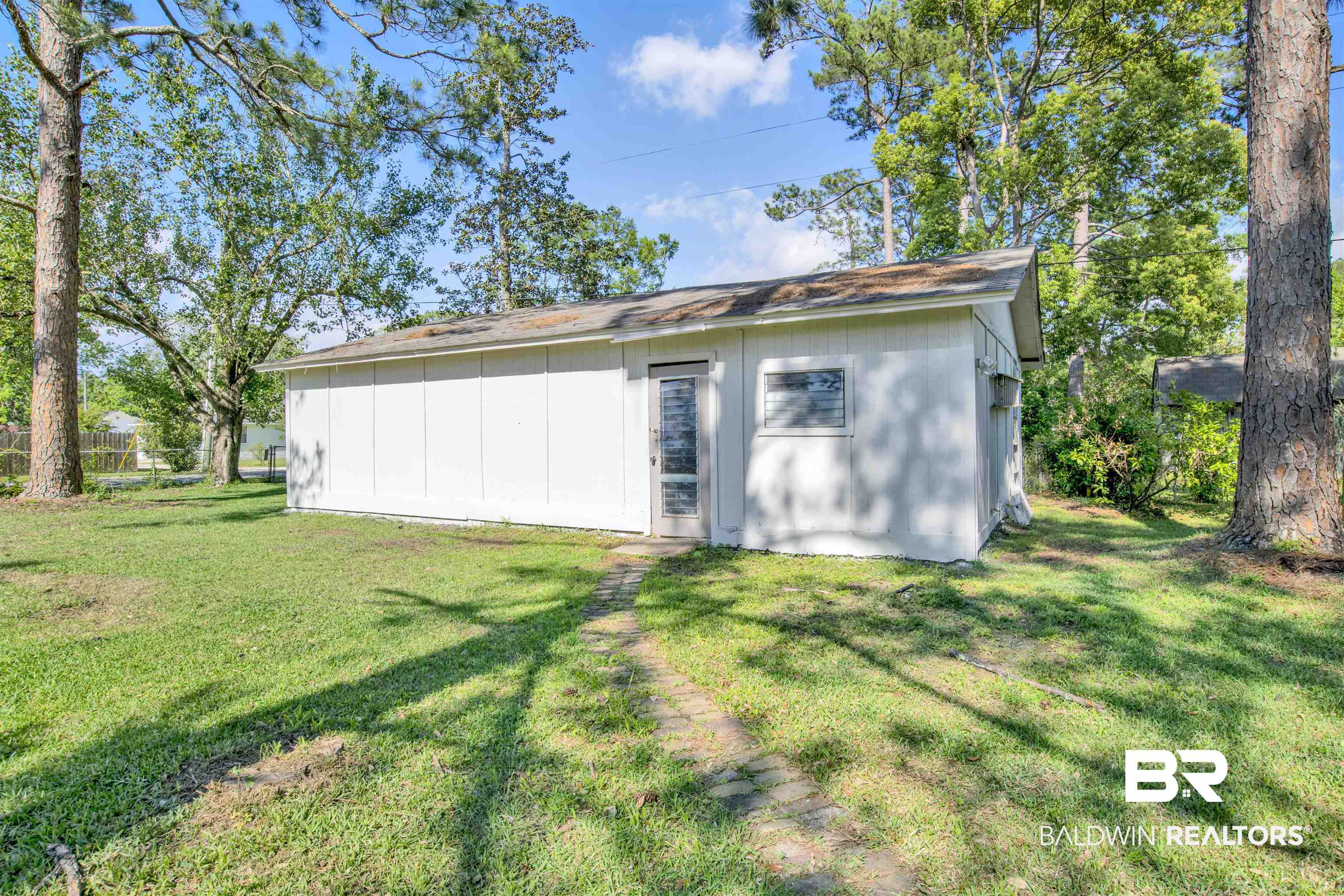 1106 North Pine Street Loxley, AL 36551 - Photo 27 of 32 Back of Home