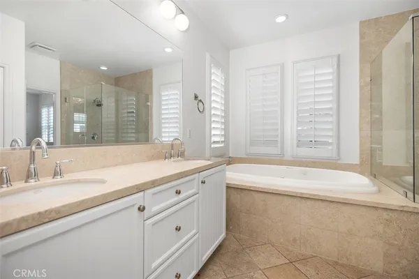 $2,459,999 | 2301 Half Moon Lane, Costa Mesa, CA 92627