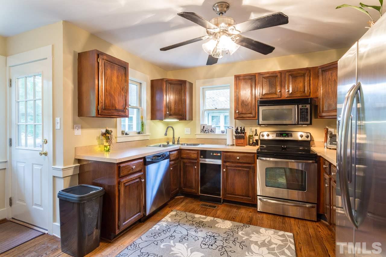 with breakfast room /SS appliances