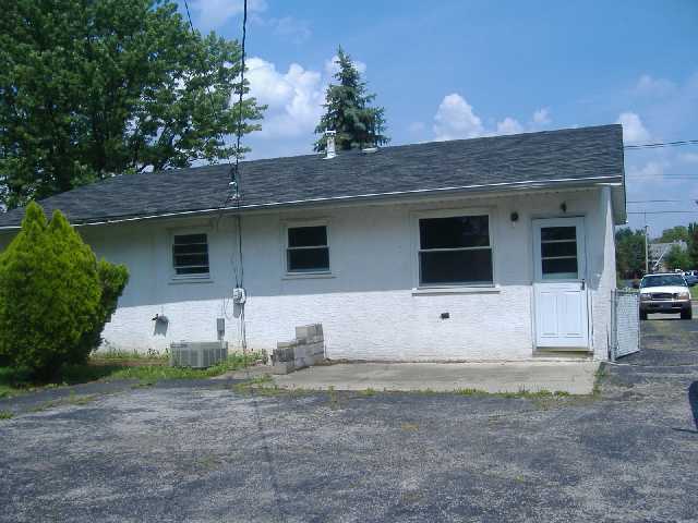 5515 Karl Road Columbus, OH 43229 - Photo 4 of 5 Gallery Image 4