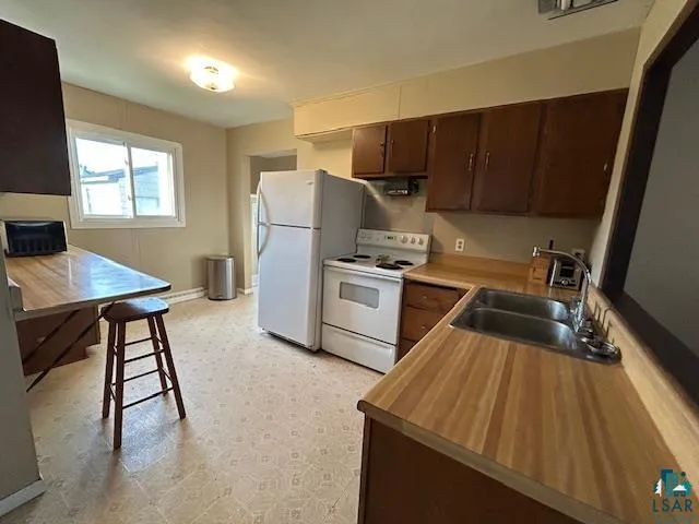 $144,000 | 8776 Merritt Place, Mountain Iron, MN 55768