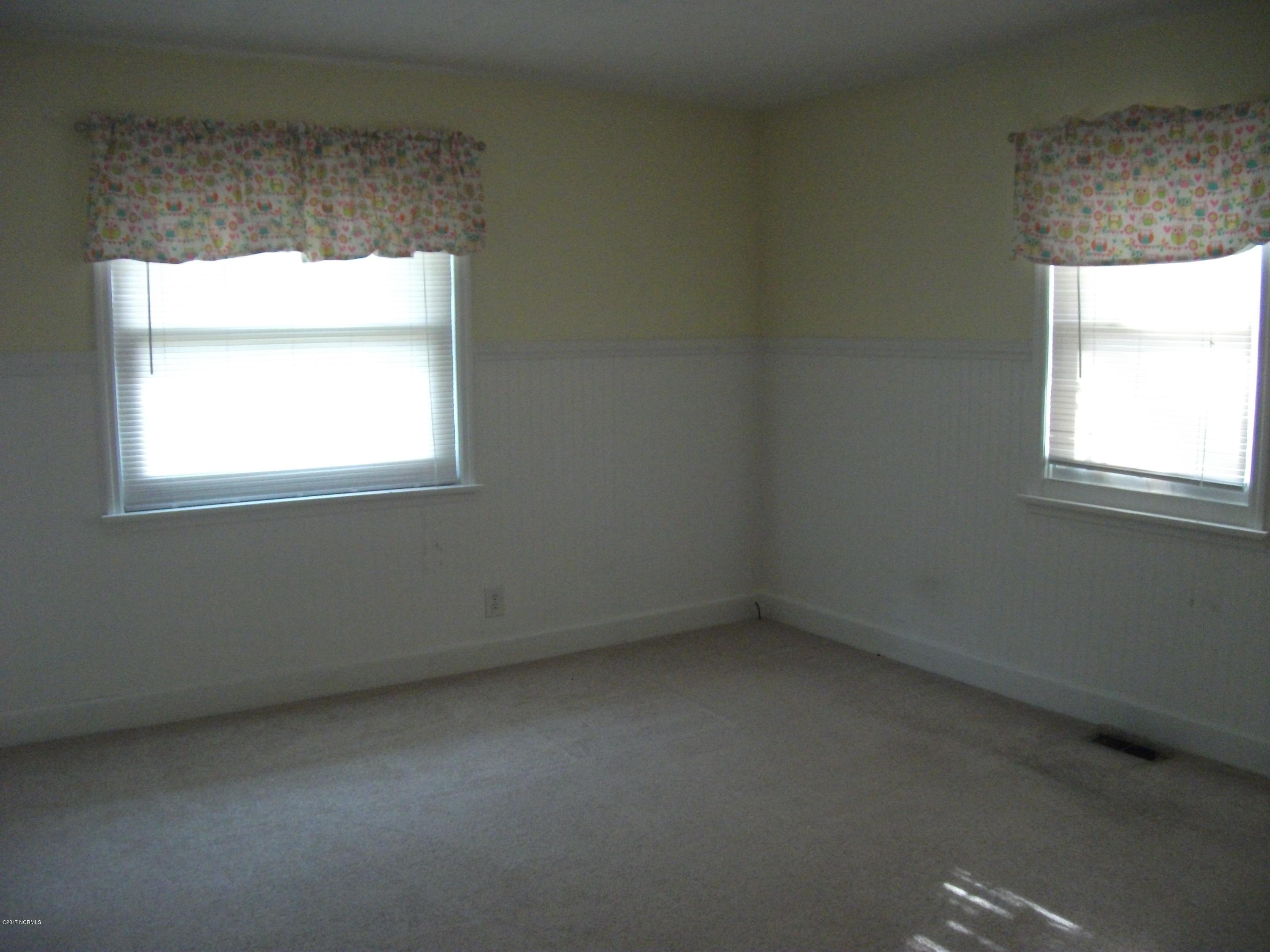 122 Rackley Road Clinton, NC 28328 - Photo 13 of 15 DSCF5697