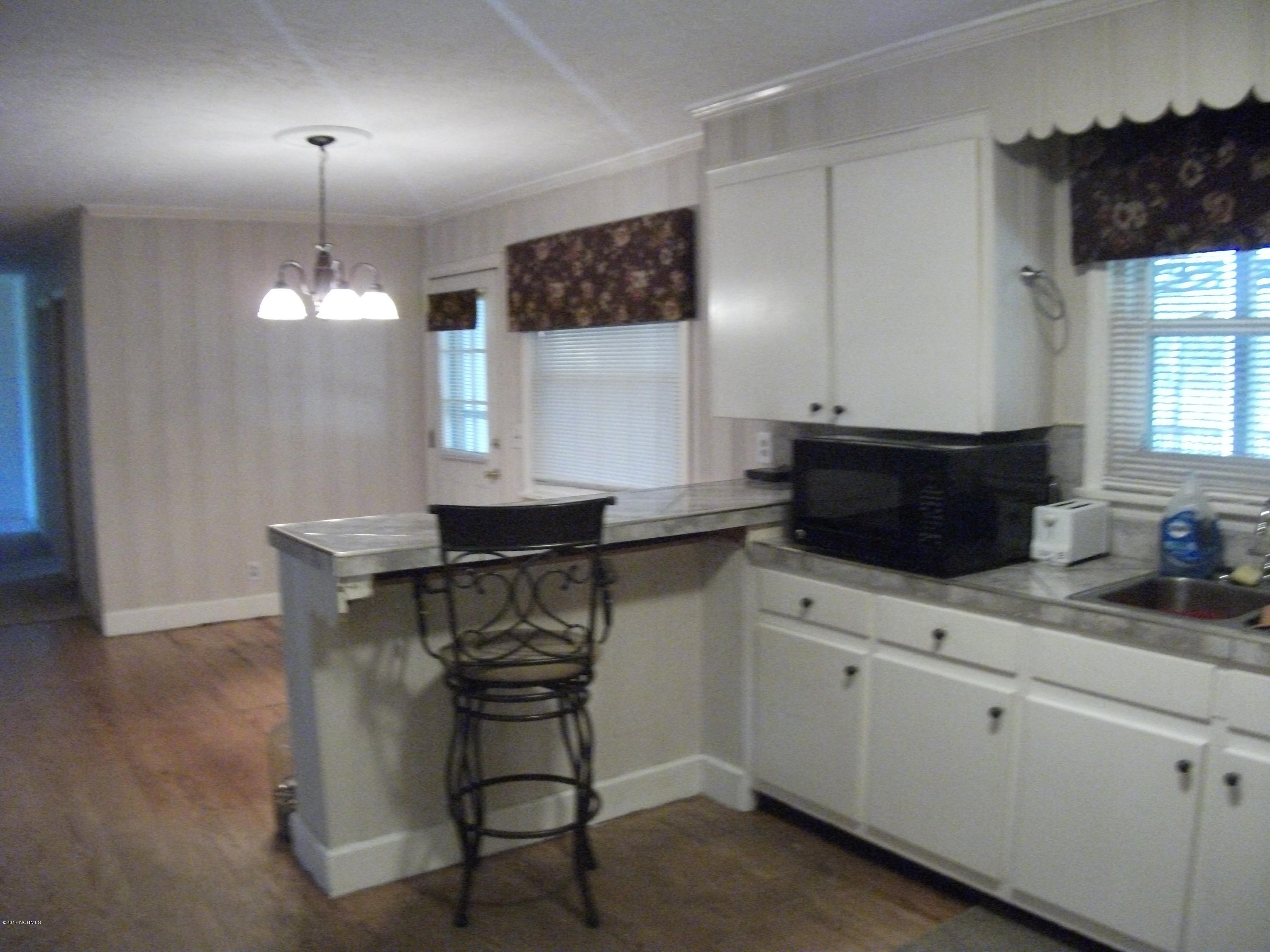 122 Rackley Road Clinton, NC 28328 - Photo 7 of 15 DSCF5704