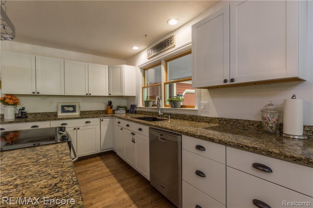 4914 General Squier Road Dryden, MI 48428 - Photo 11 of 37 4914 General Squires-8.jpg