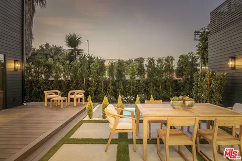 $4,550,000 | 1500 Louella Avenue, Venice, CA 90291