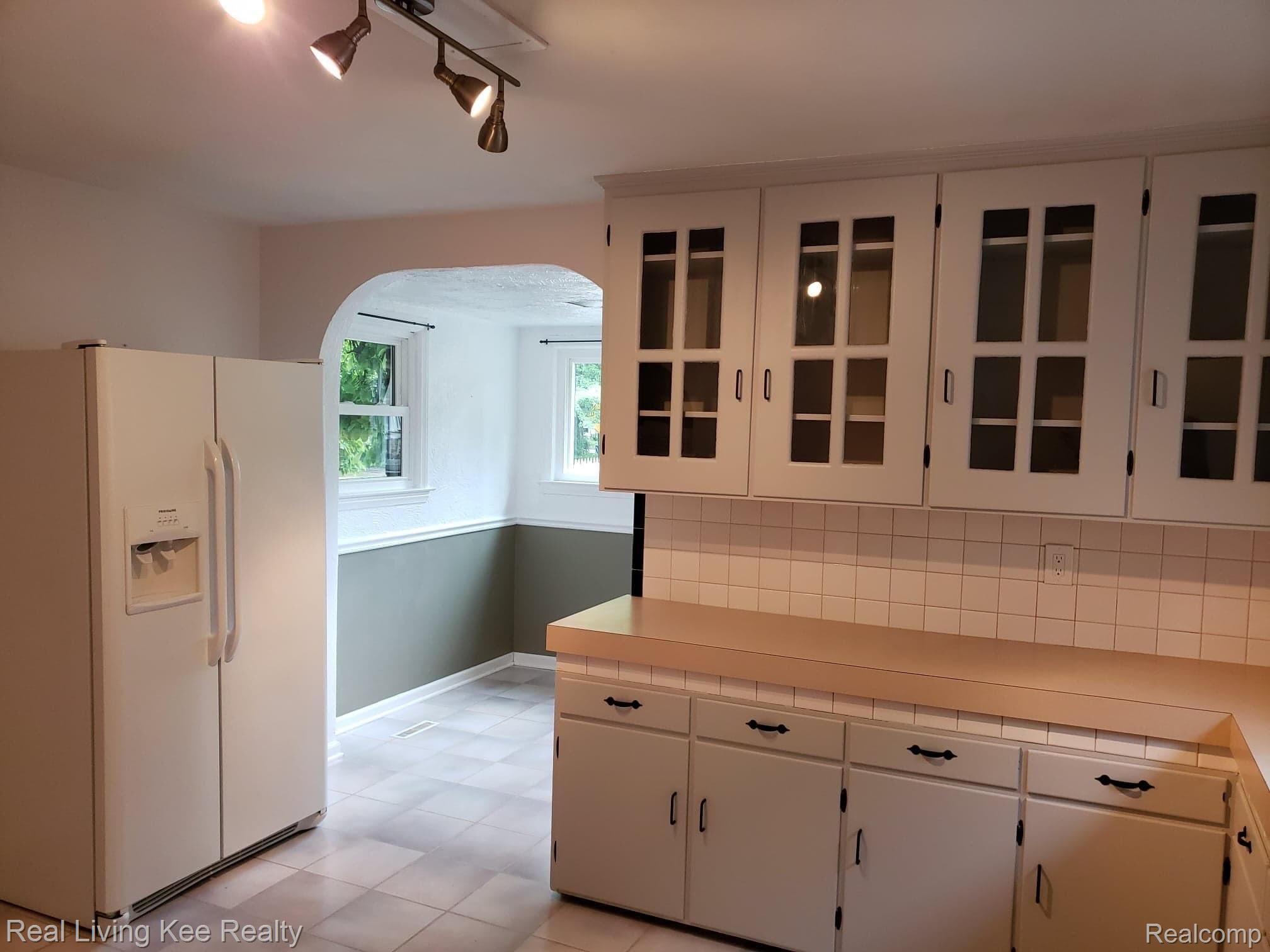 162 West Washington Street Romeo, MI 48065 - Photo 8 of 34 Darryn#4.jpg