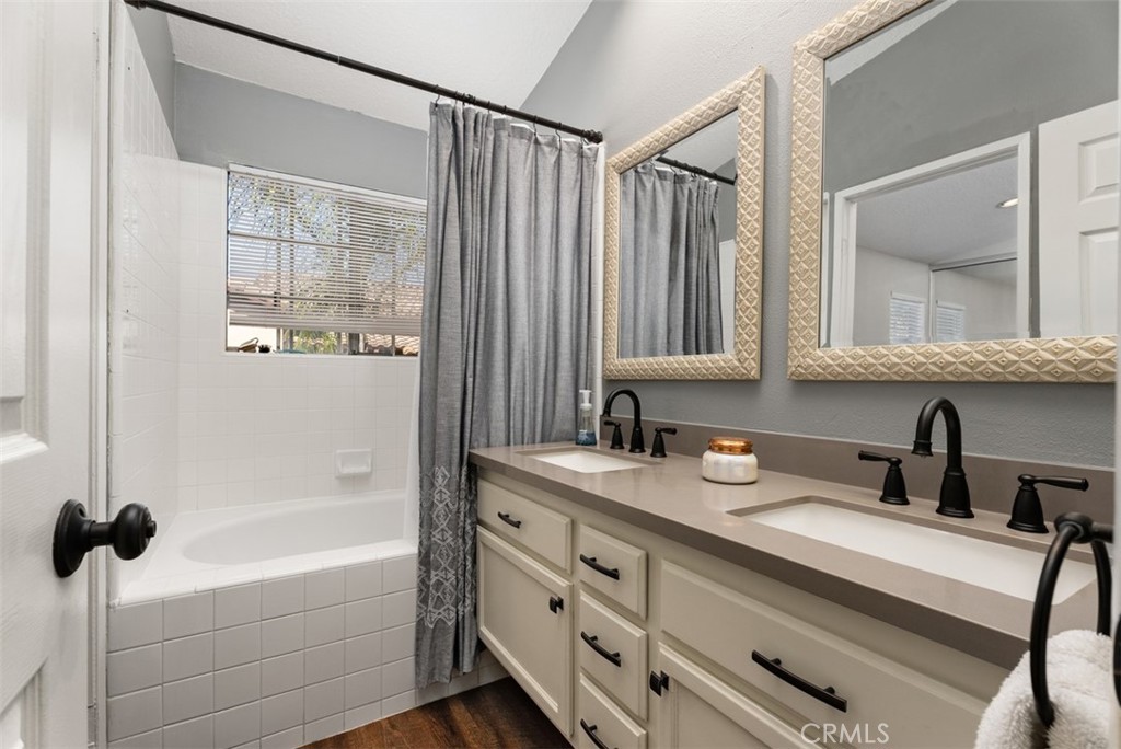 254 Pasto Rico Rancho Santa Margarita, CA 92688 - Photo 12 of 30 Primary Bathroom