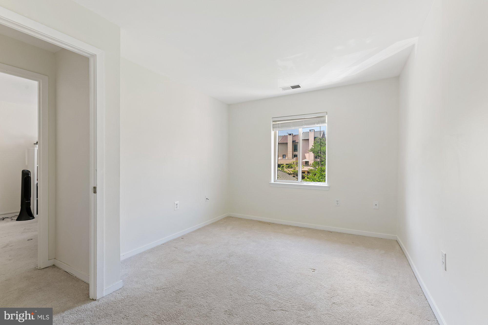 604 South Charles Street, Unit R40 Baltimore, MD 21230 - Photo 22 of 30
