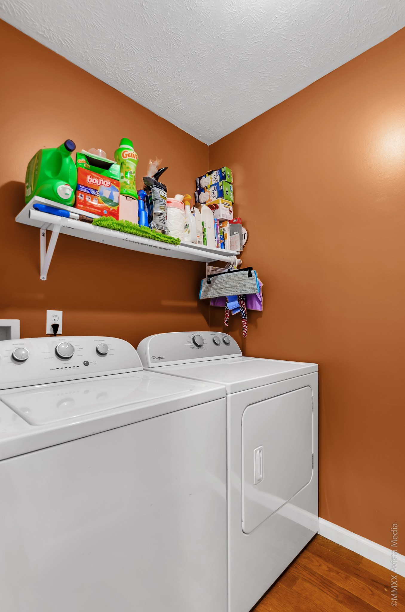 267 Ernest Cates Road Bethpage, TN 37022 - Photo 17 of 30 a utility room with dryer and washer