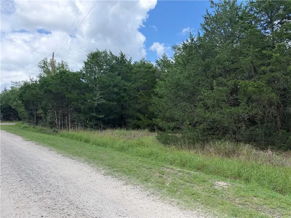 $54,900 | 304 Overlook Loop, Somerville, TX 77879