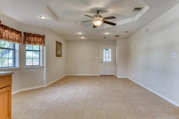 $288,000 | 1014 Avenue I, Poteet, TX 78065