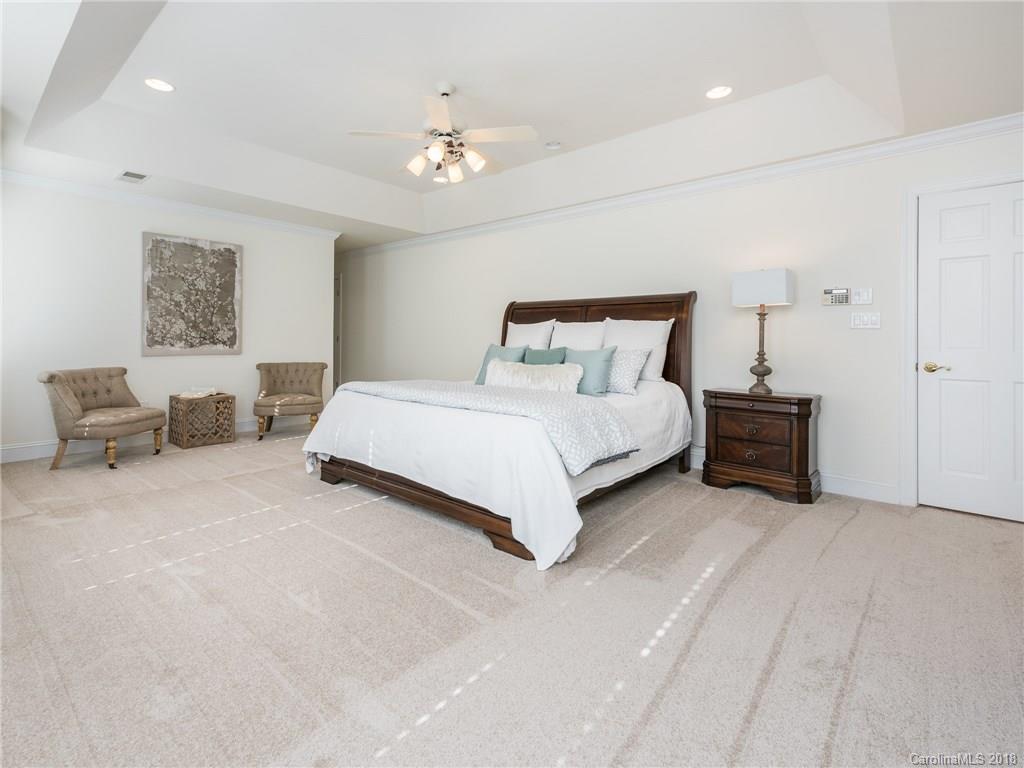 4720 Binfords Ridge Road Charlotte, NC 28226 - Photo 4 of 35