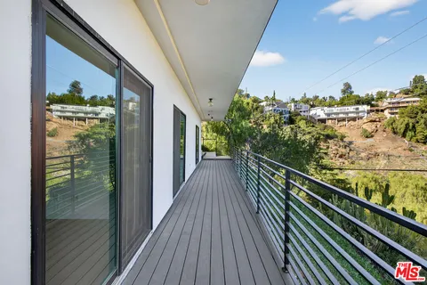 $1,374,999 | 8366 Hillcroft Drive, West Hills, CA 91304