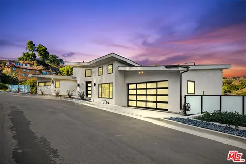 $1,374,999 | 8366 Hillcroft Drive, West Hills, CA 91304