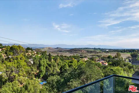 $1,374,999 | 8366 Hillcroft Drive, West Hills, CA 91304