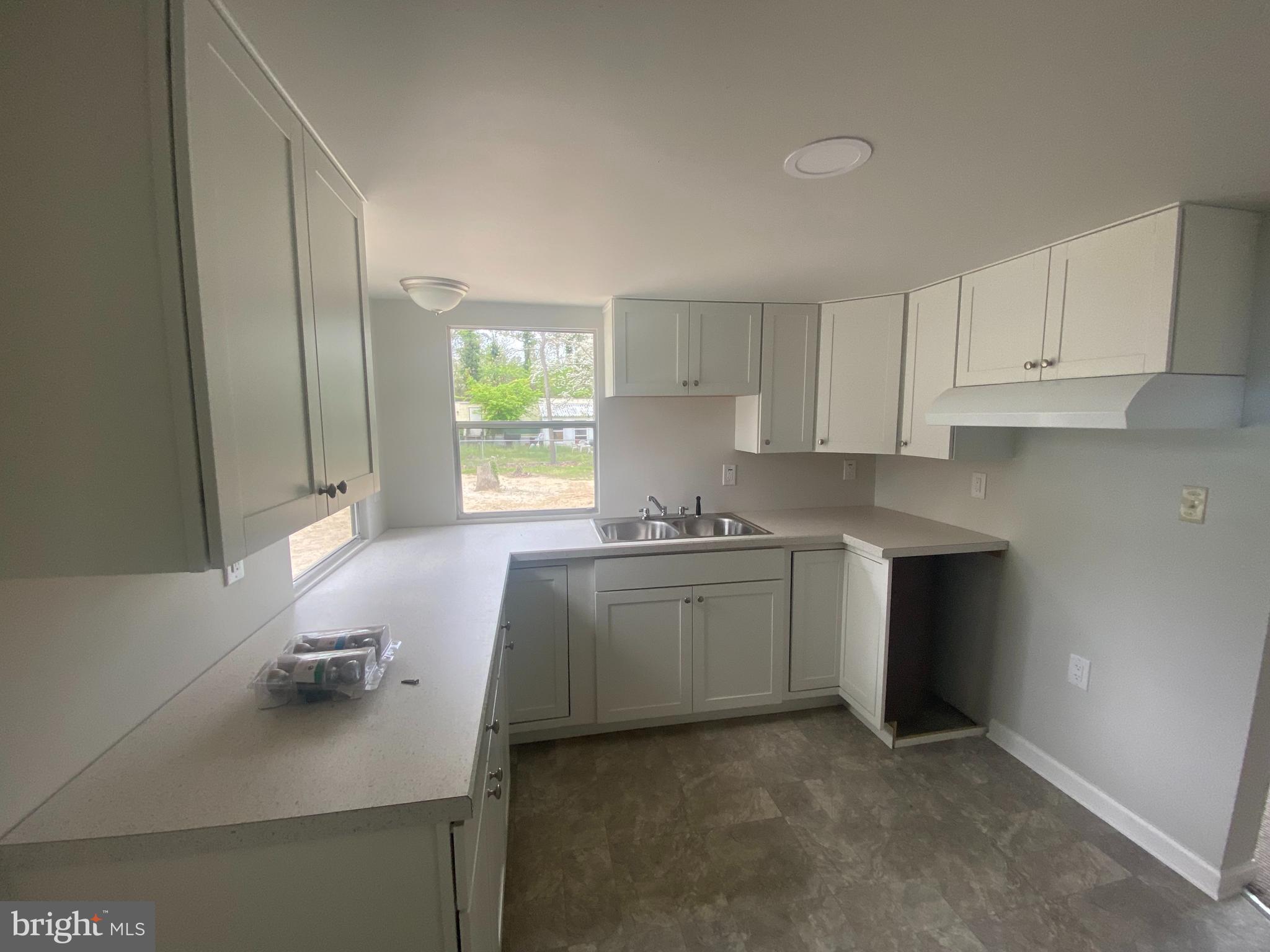 533 Dandelion Road Millville, NJ 08332 - Photo 4 of 15 Gallery Image 4