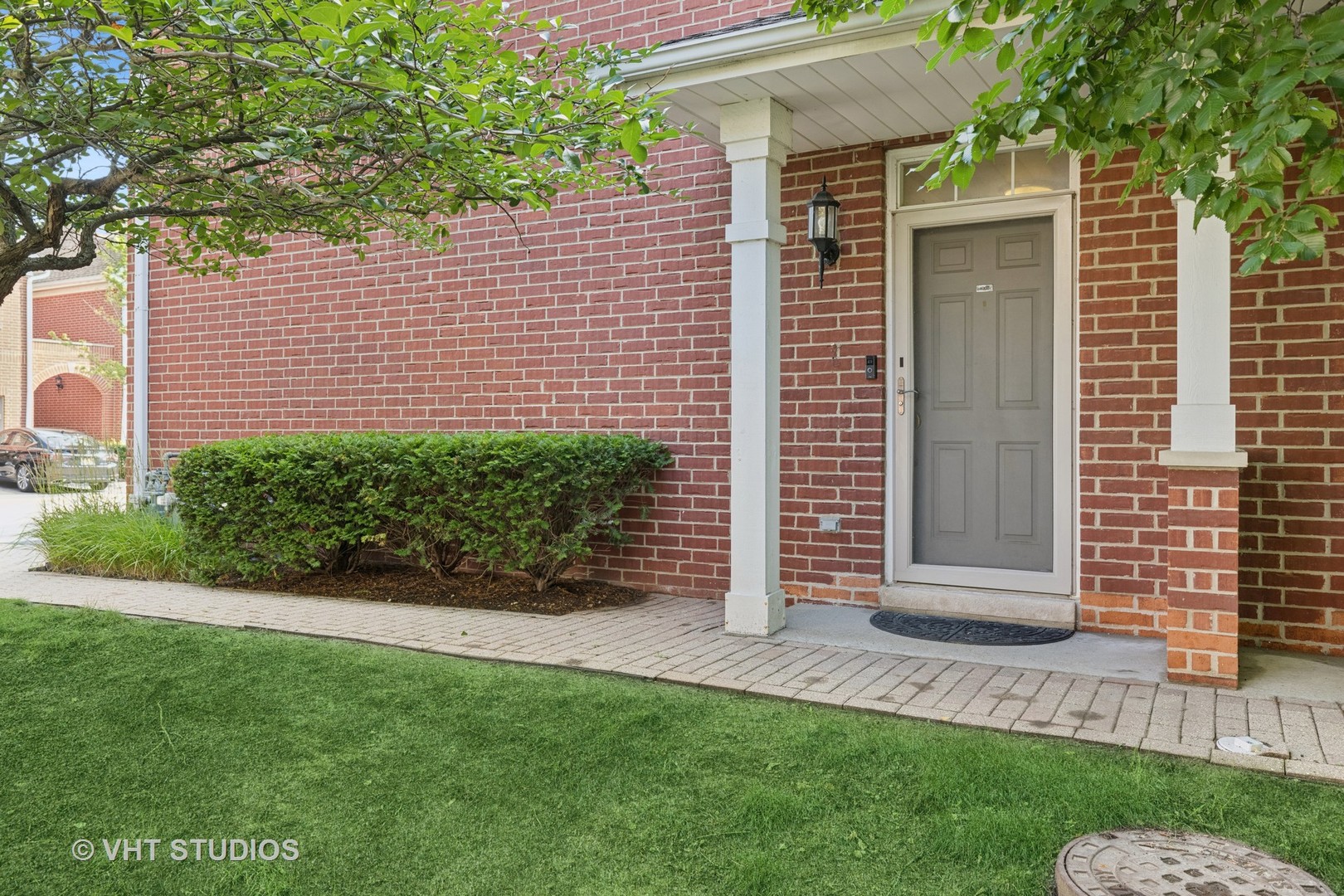 1007 Enfield Drive, Unit 1007 Northbrook, IL 60062 - Photo 2 of 13