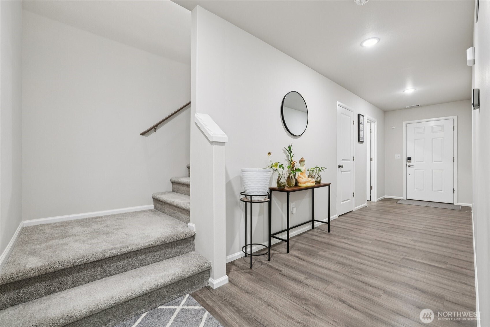 1132 15th Avenue Sultan, WA 98294 - Photo 11 of 26 a living room with furniture