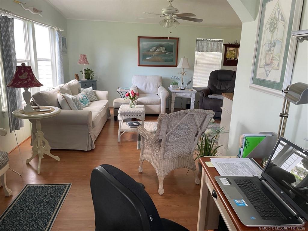 2596 Southwest Olds Place Stuart, FL 34997 - Photo 8 of 17 Gallery Image 8