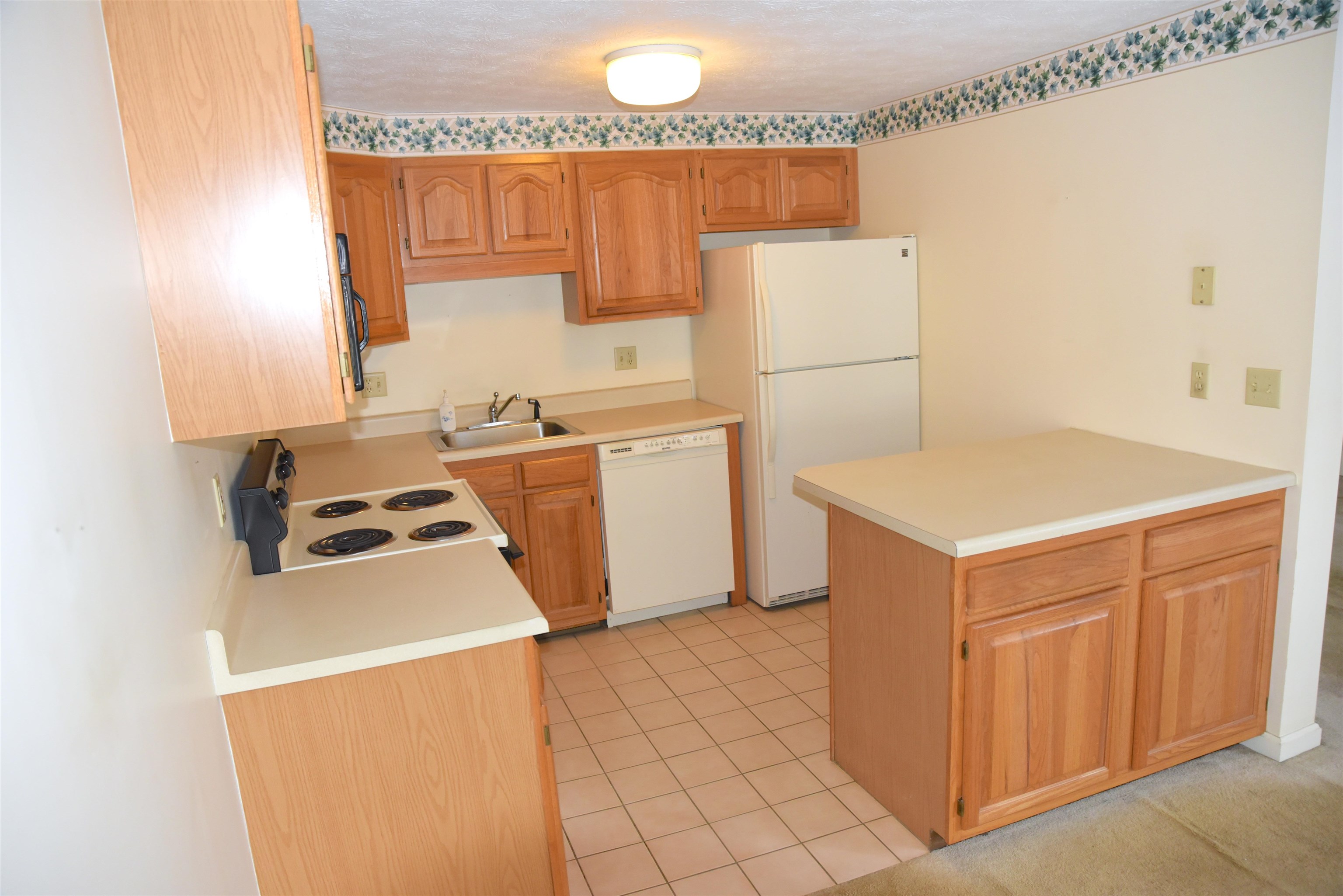 101 James Circle, Unit 101 Concord, NH 03301 - Photo 13 of 42