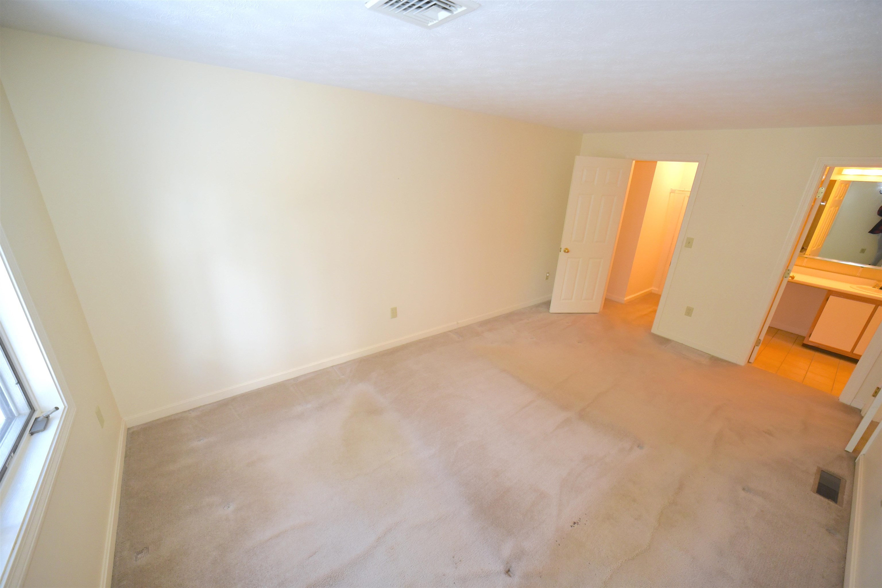 101 James Circle, Unit 101 Concord, NH 03301 - Photo 16 of 42