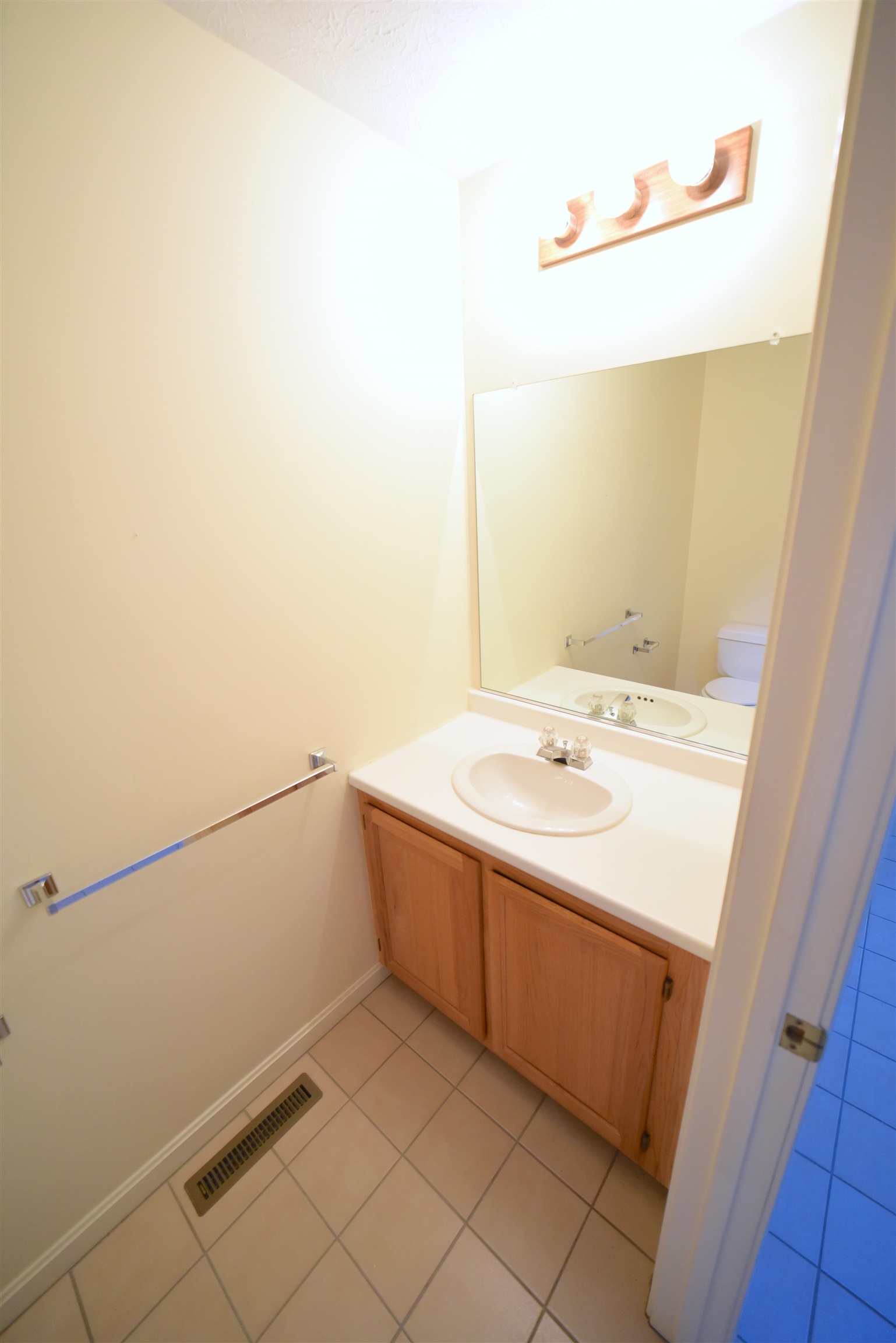 101 James Circle, Unit 101 Concord, NH 03301 - Photo 23 of 42