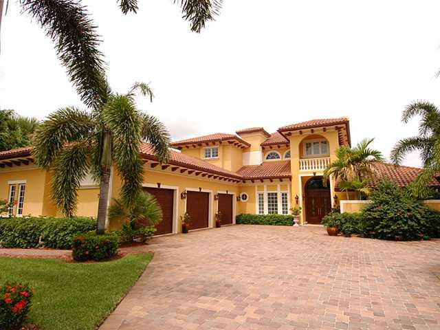 705 Southeast Riverside Drive Stuart, FL 34994 - Photo 11 of 24