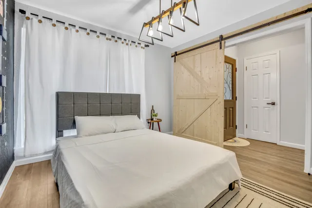 $2,600 | 13330 Trompilla Lane, Houston, TX 77083