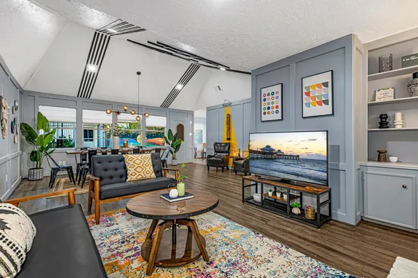 $2,400 | 13330 Trompilla Lane, Houston, TX 77083