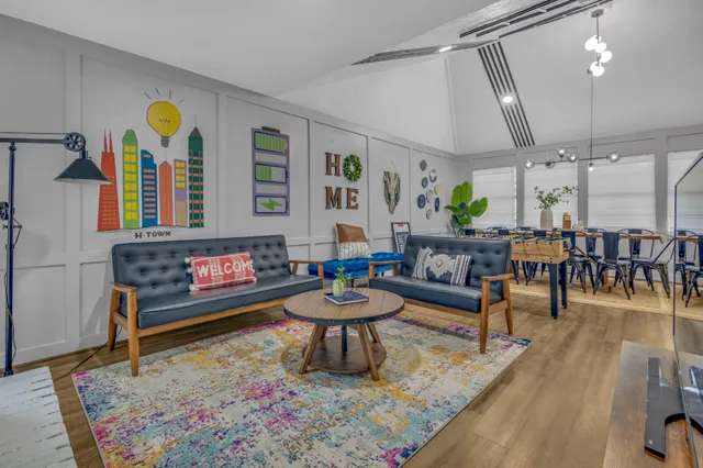 $2,600 | 13330 Trompilla Lane, Houston, TX 77083