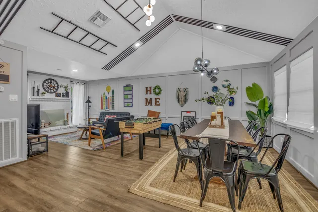 $2,600 | 13330 Trompilla Lane, Houston, TX 77083