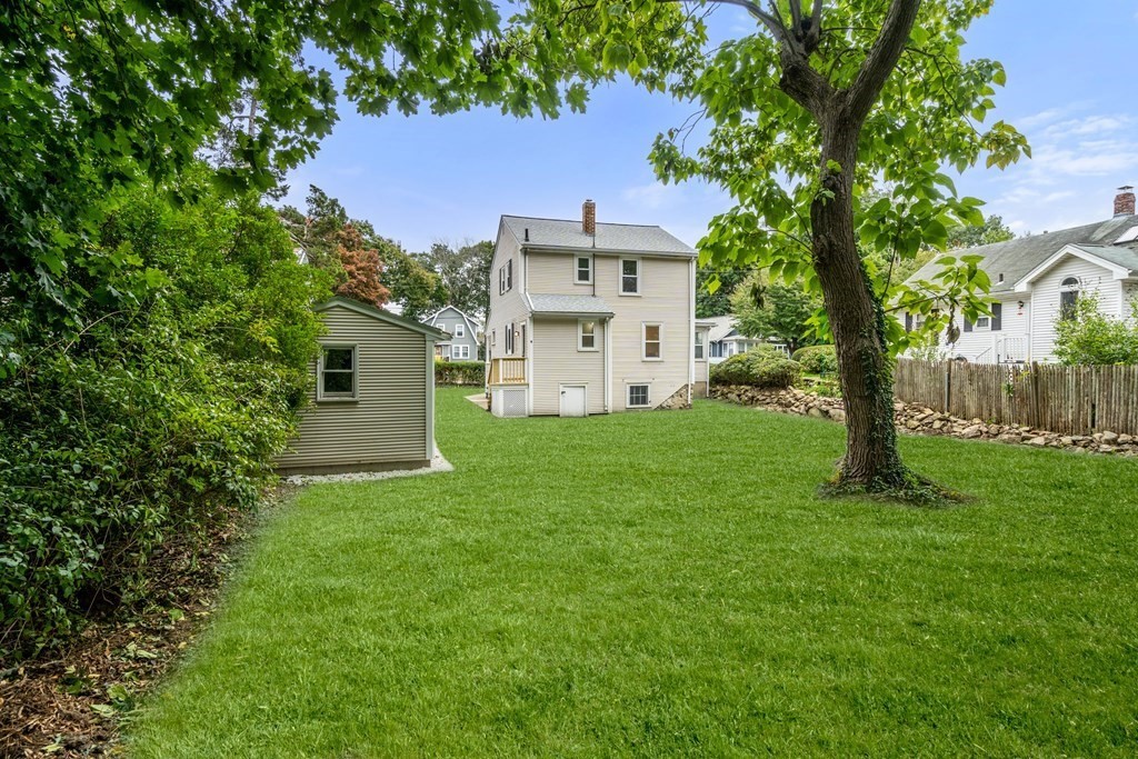 26 Pierce Road Weymouth, MA 02188 - Photo 5 of 28 Gallery Image 5