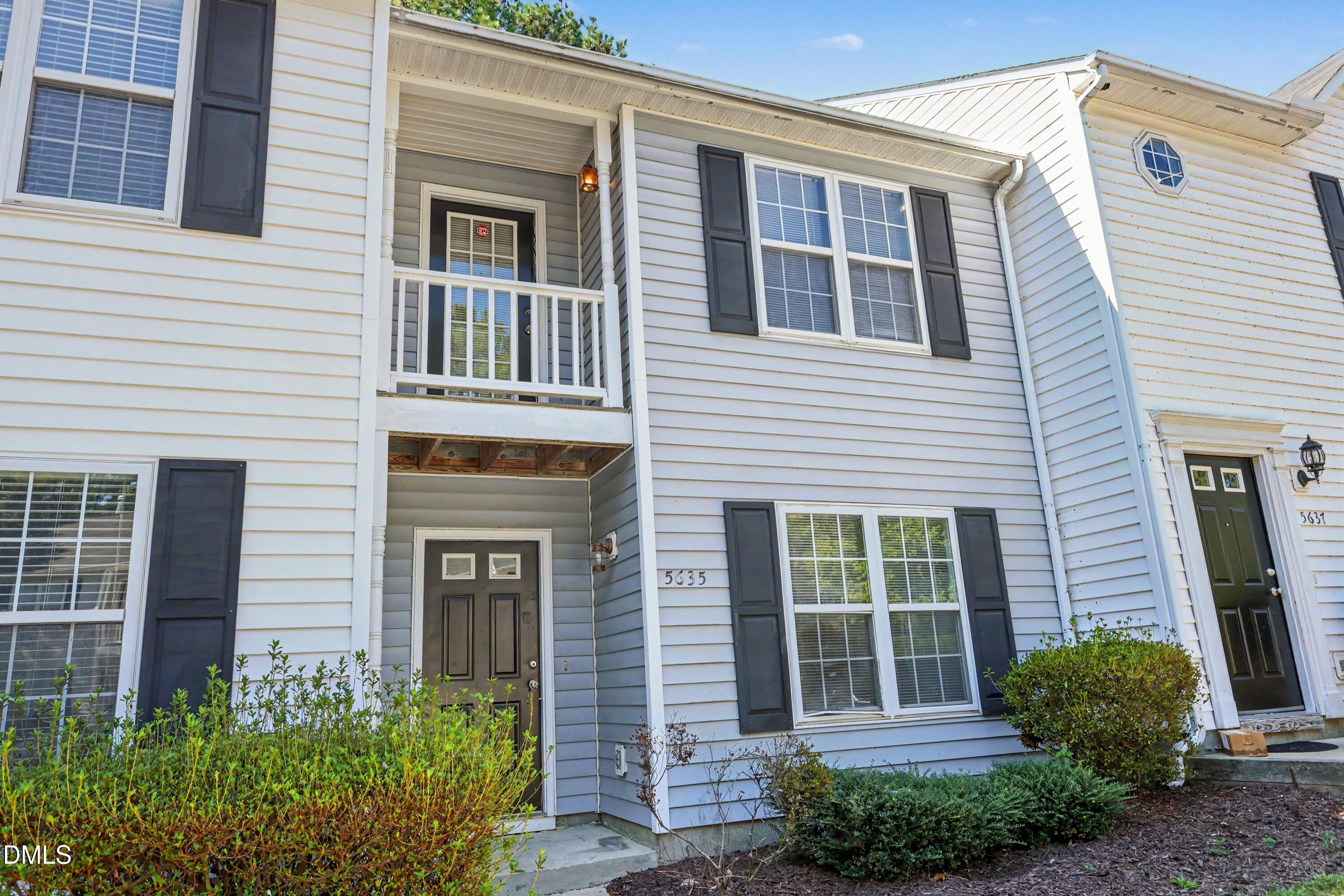 5635 Fieldcross Court Raleigh, NC 27610 - Photo 7 of 26 003_file_4935