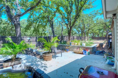 $420,000 | 1004 Shady Oaks Drive West, Bridgeport, TX 76426
