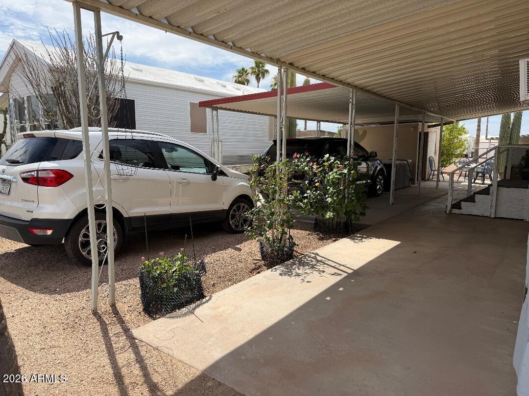 126 South Tomahawk Road, Unit 5 Apache Junction, AZ 85119 - Photo 2 of 5 3