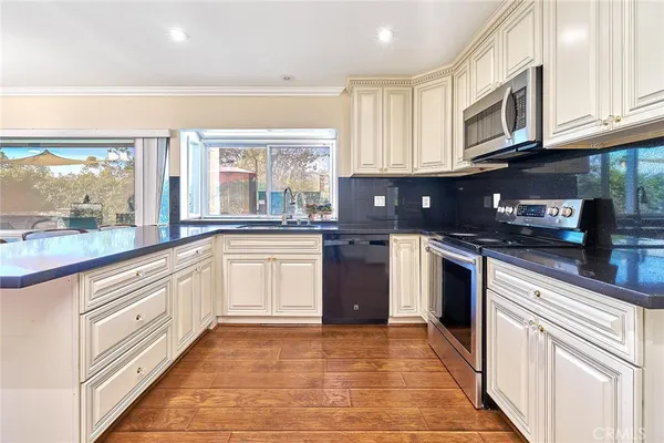 $1,629,000 | 1541 Via Los Bonitos, La Habra, CA 90631