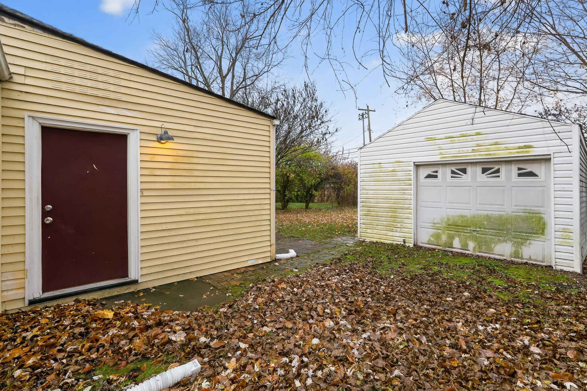 290 South Hampton Road Columbus, OH 43213 - Photo 28 of 32