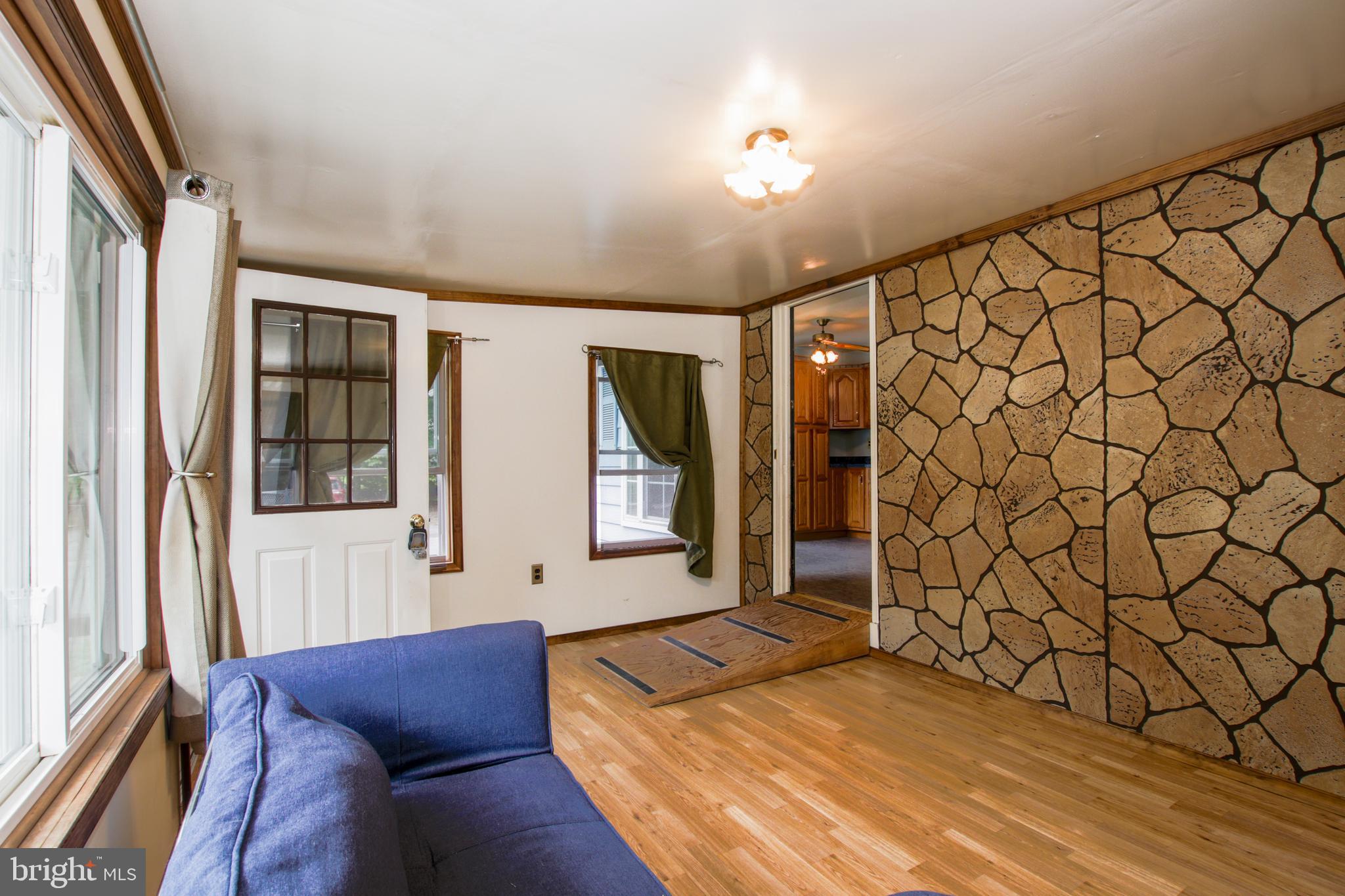 759 Jericho Road Salem, NJ 08079 - Photo 3 of 31 back sunroom
